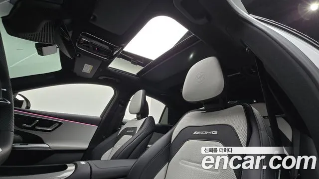 Mercedes-Benz E-Class — Фото автомобиля 18