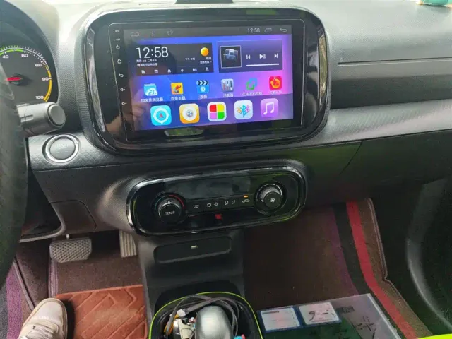 Roewe Clever — Фото автомобиля 12