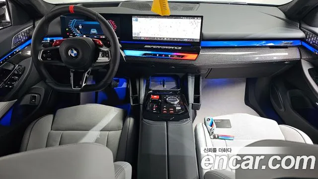 BMW M5 — Фото автомобиля 6
