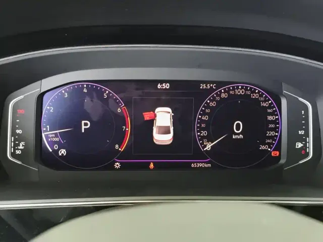 Volkswagen Passat — Фото автомобиля 14