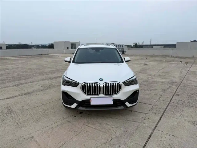 BMW X1 — Фото автомобиля 2