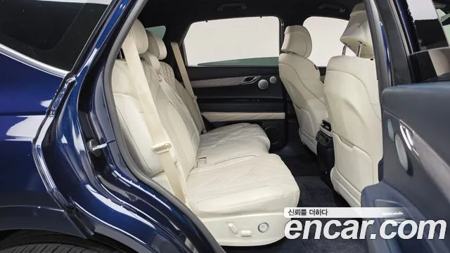 Genesis GV80 — Фото автомобиля 11