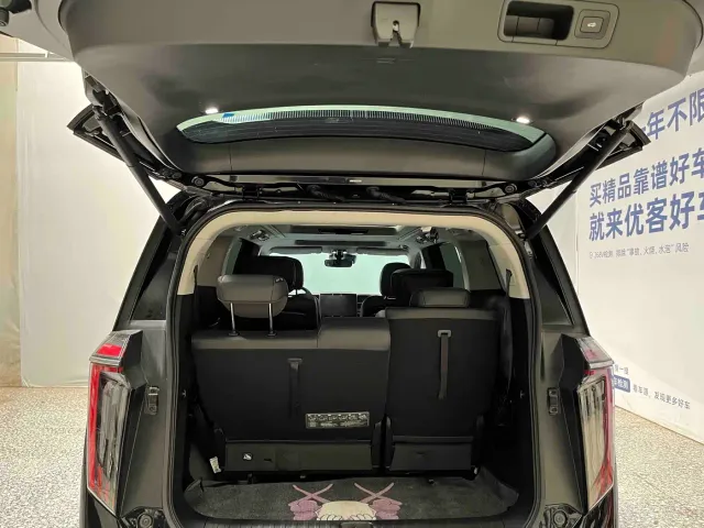 GAC Trumpchi M8 — Фото автомобиля 14