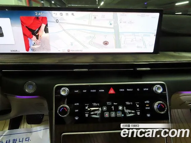 Genesis GV80 — Фото автомобиля 11