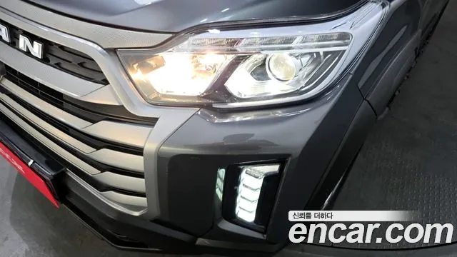 KG_Mobility_Ssangyong Rexton Новый Rexton Sport Khan Дизель 2.2 4WD — Фото автомобиля 22