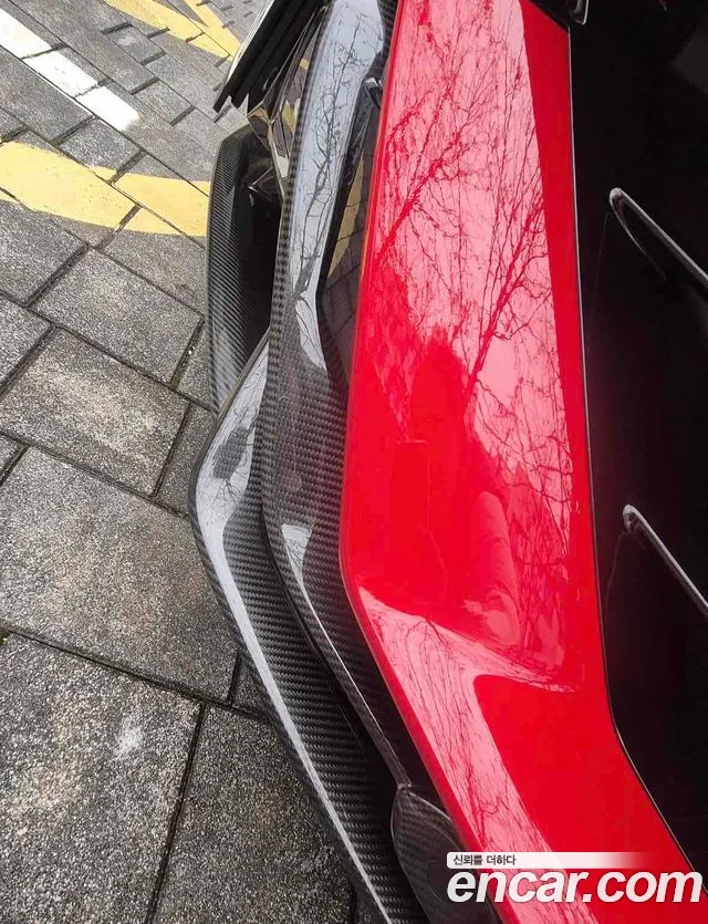 Lamborghini Urus — Фото автомобиля 5