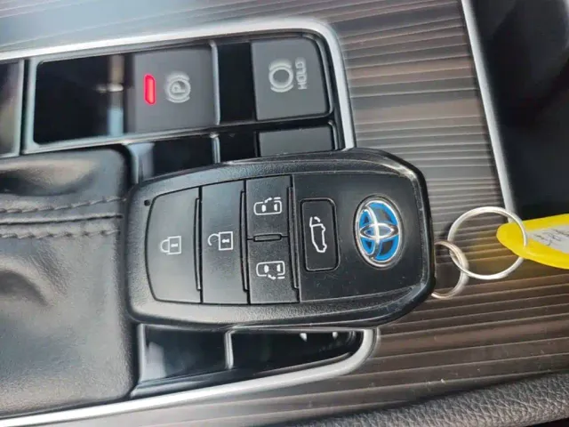 Toyota Sienna — Фото автомобиля 8