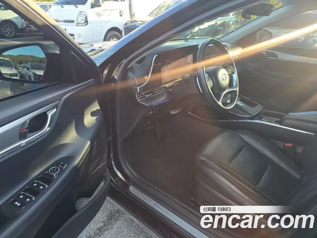 Hyundai Grandeur (New) Hybrid — Фото автомобиля 11