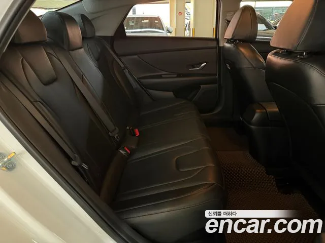 Hyundai Avante CN7 — Фото автомобиля 16