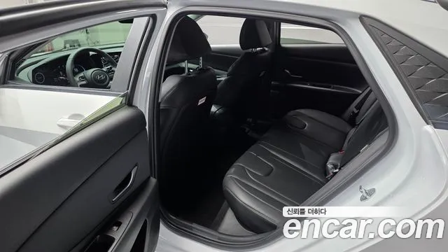 Hyundai Avante CN7 — Фото автомобиля 25