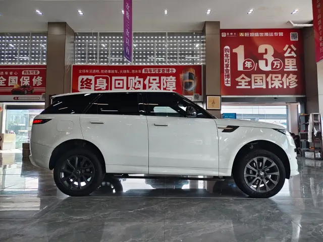 Land Rover Range Rover Sport — Фото автомобиля 23