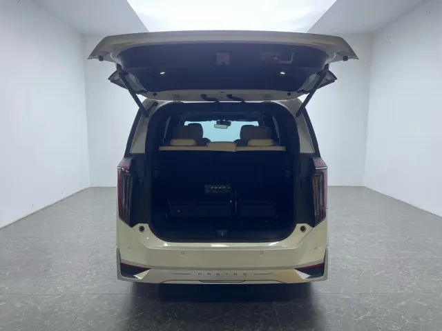 GAC Trumpchi M8 — Фото автомобиля 7