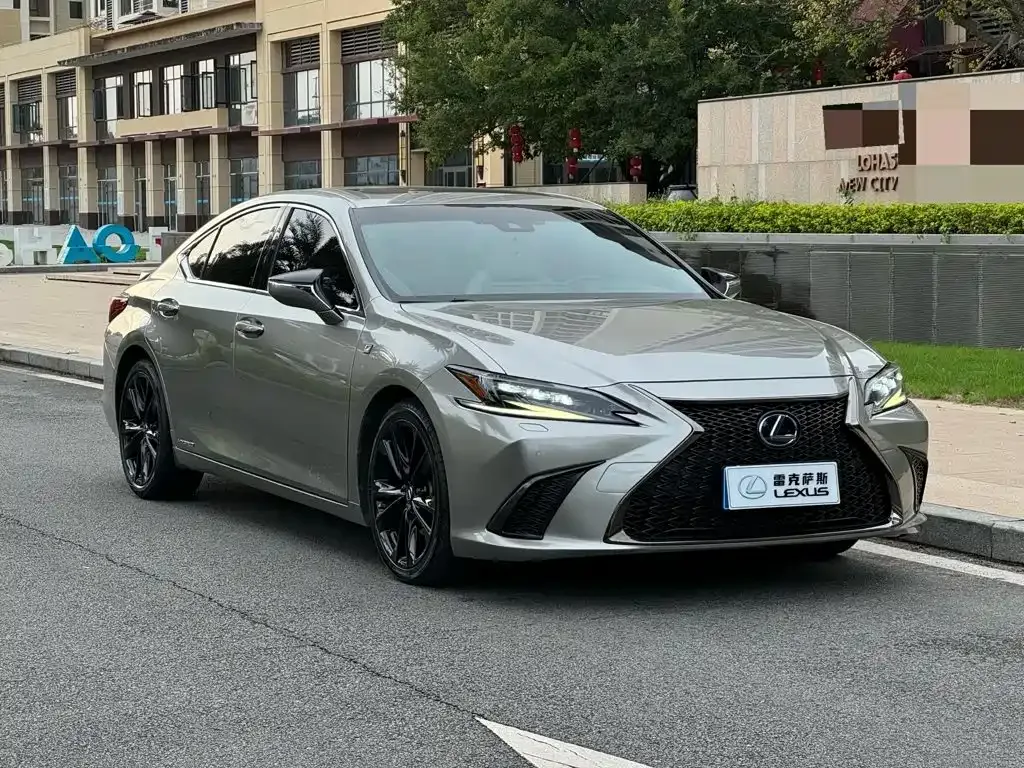 Lexus Lexus ES 2021 300h F SPORT — Фото автомобиля 2