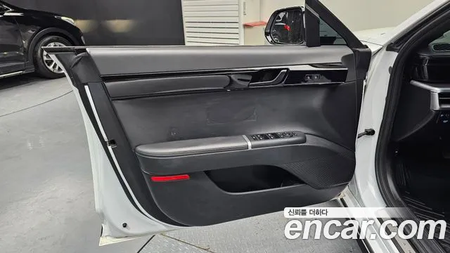 Hyundai Grandeur Grandeur (GN7) 3.5 LPG 2WD (Такси) — Фото автомобиля 23