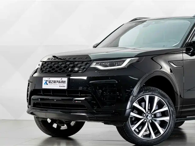 Land Rover Discovery 2023 360PS R-Dynamic SE — Фото автомобиля 3