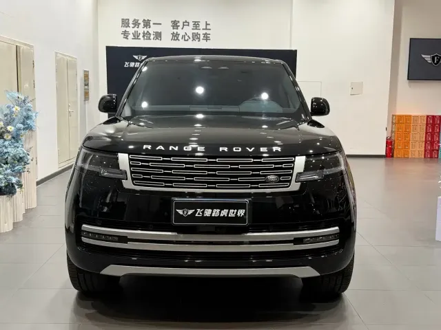 Land Rover Range Rover 2025 3.0 L6 400PS Flourishing Era Extended Wheelbase — Фото автомобиля 2