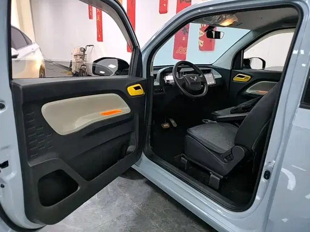 Wuling Hongguang Mini EV — Фото автомобиля 15