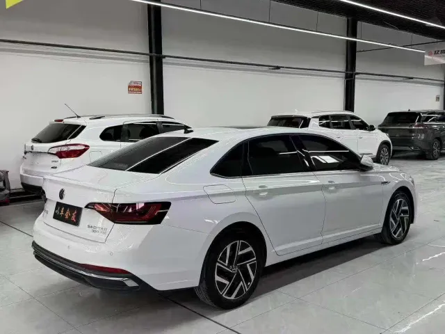Volkswagen Sagitar — Фото автомобиля 7