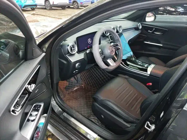 Mercedes-Benz C-Class — Фото автомобиля 17