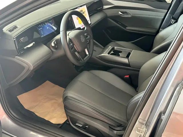 BYD Qin L — Фото автомобиля 9
