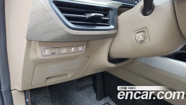 Kia K8 Hybrid — Фото автомобиля 25