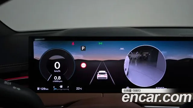 Genesis GV70 — Фото автомобиля 11