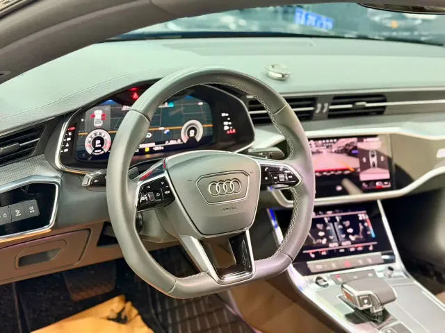 Audi A7L — Фото автомобиля 7
