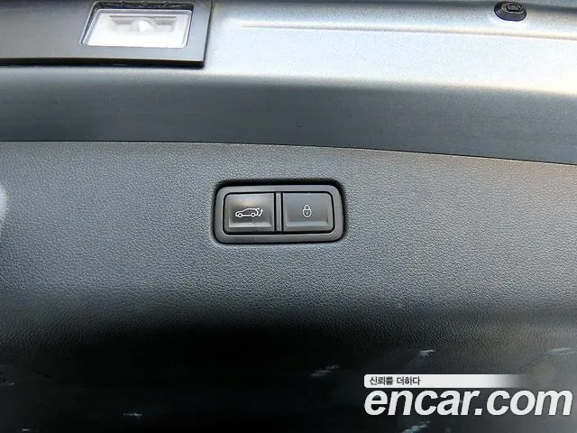 Genesis GV70 2.5T Бензин AWD — Фото автомобиля 17