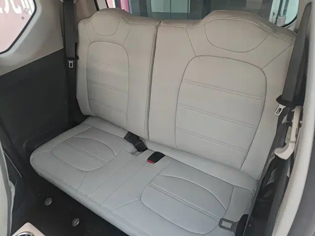 Wuling Hongguang Mini EV — Фото автомобиля 16