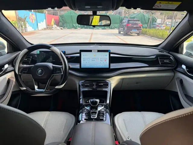 BYD Qin PLUS — Фото автомобиля 6