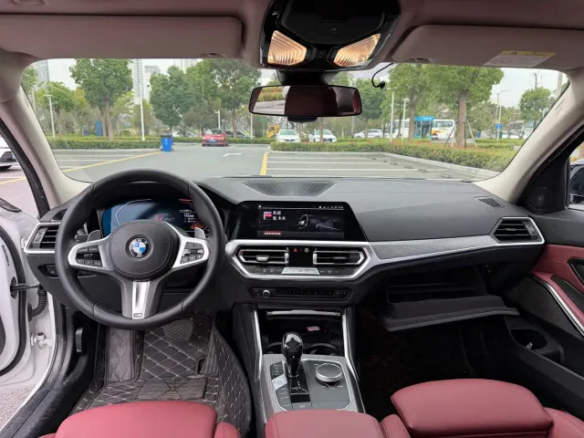 BMW 3 Series — Фото автомобиля 9