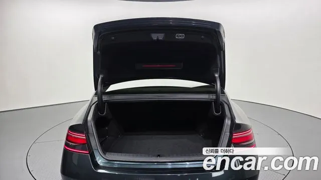 Genesis G90 Бензин 3.5 турбо AWD — Фото автомобиля 20