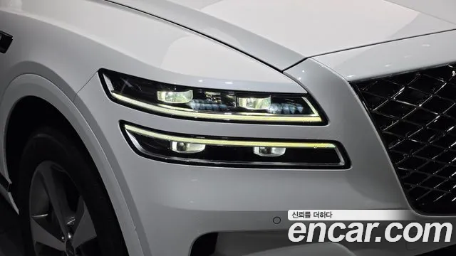 Genesis GV80 — Фото автомобиля 7