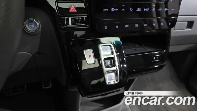 Hyundai Staria — Фото автомобиля 12