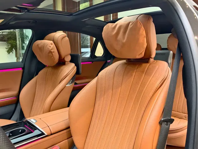 Mercedes-Benz S-Class — Фото автомобиля 18