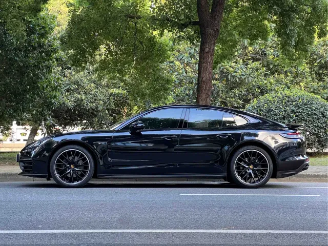 Porsche Panamera — Фото автомобиля 7