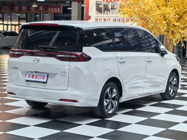 GAC Trumpchi M6 — Фото автомобиля 4