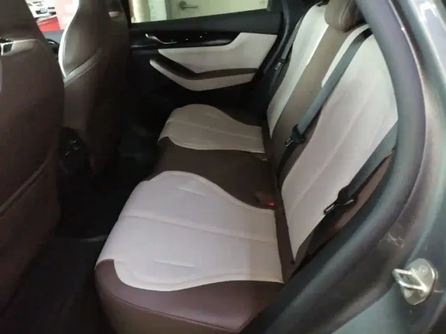 BYD Qin PLUS — Фото автомобиля 16