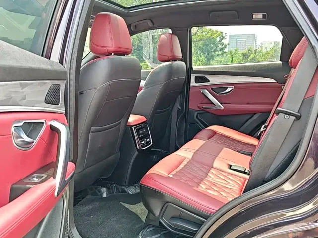 Jetour X70 Plus — Фото автомобиля 12