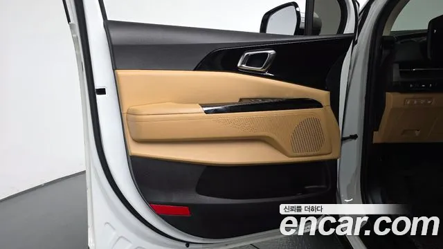 Kia Canival Carnival 4 поколение Бензин 9 мест Noblesse — Фото автомобиля 19