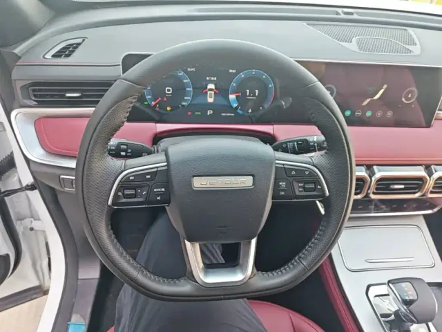 Jetour X70 Plus — Фото автомобиля 10
