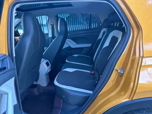 Volkswagen T-Cross — Фото автомобиля 5