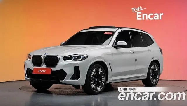 Фотография автомобиля — BMW iX3 G08 (2020–2024)