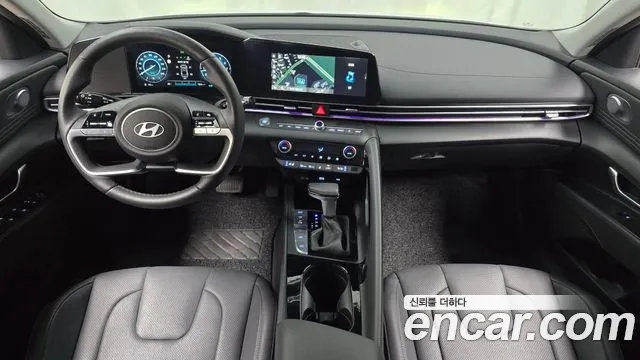 Hyundai Avante CN7 — Фото автомобиля 10