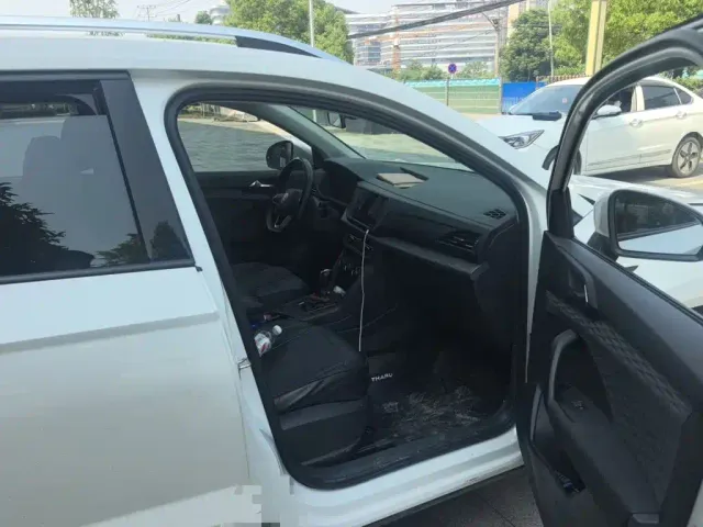 Volkswagen Tharu — Фото автомобиля 19