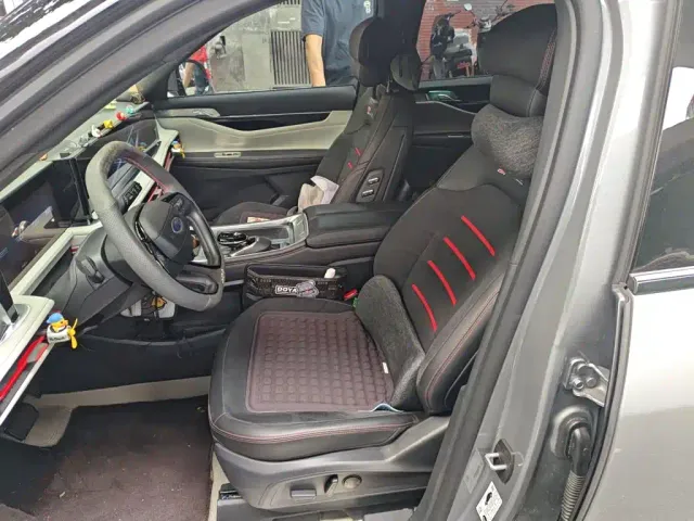 Ford Edge — Фото автомобиля 7