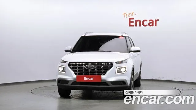 Hyundai Venue — Фото автомобиля 3
