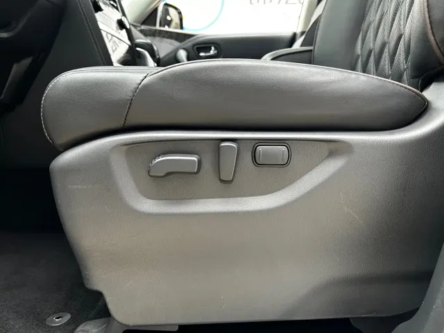 Nissan Patrol — Фото автомобиля 6