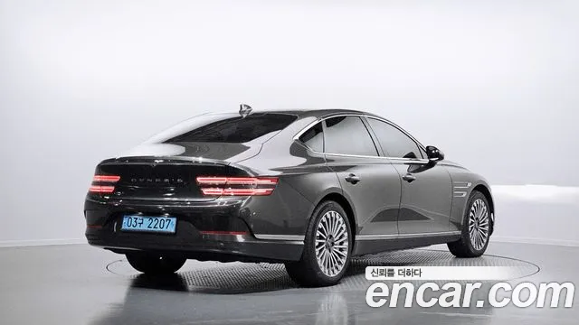 Genesis G80 RG3 — Фото автомобиля 2