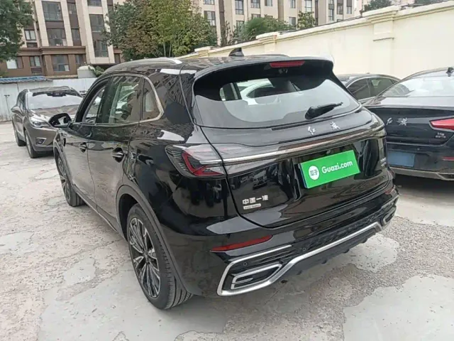 Hongqi HS5 — Фото автомобиля 4